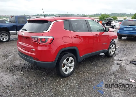 2018 Jeep Compass Latitude 4X4 from USA, damaged, VIN 3C4NJDBB1JT402641